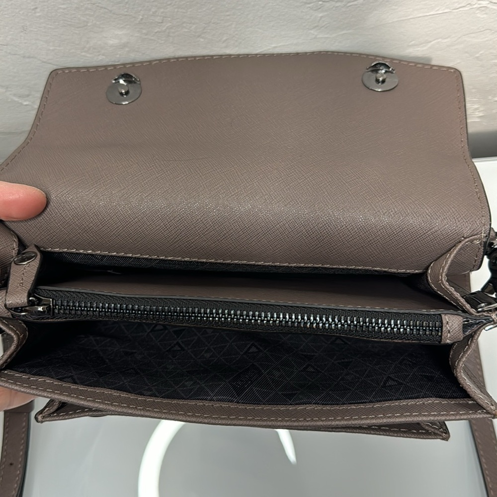 Botkier Cobble Hill grey leather double strap crossbody bag - Picture 5 of 15